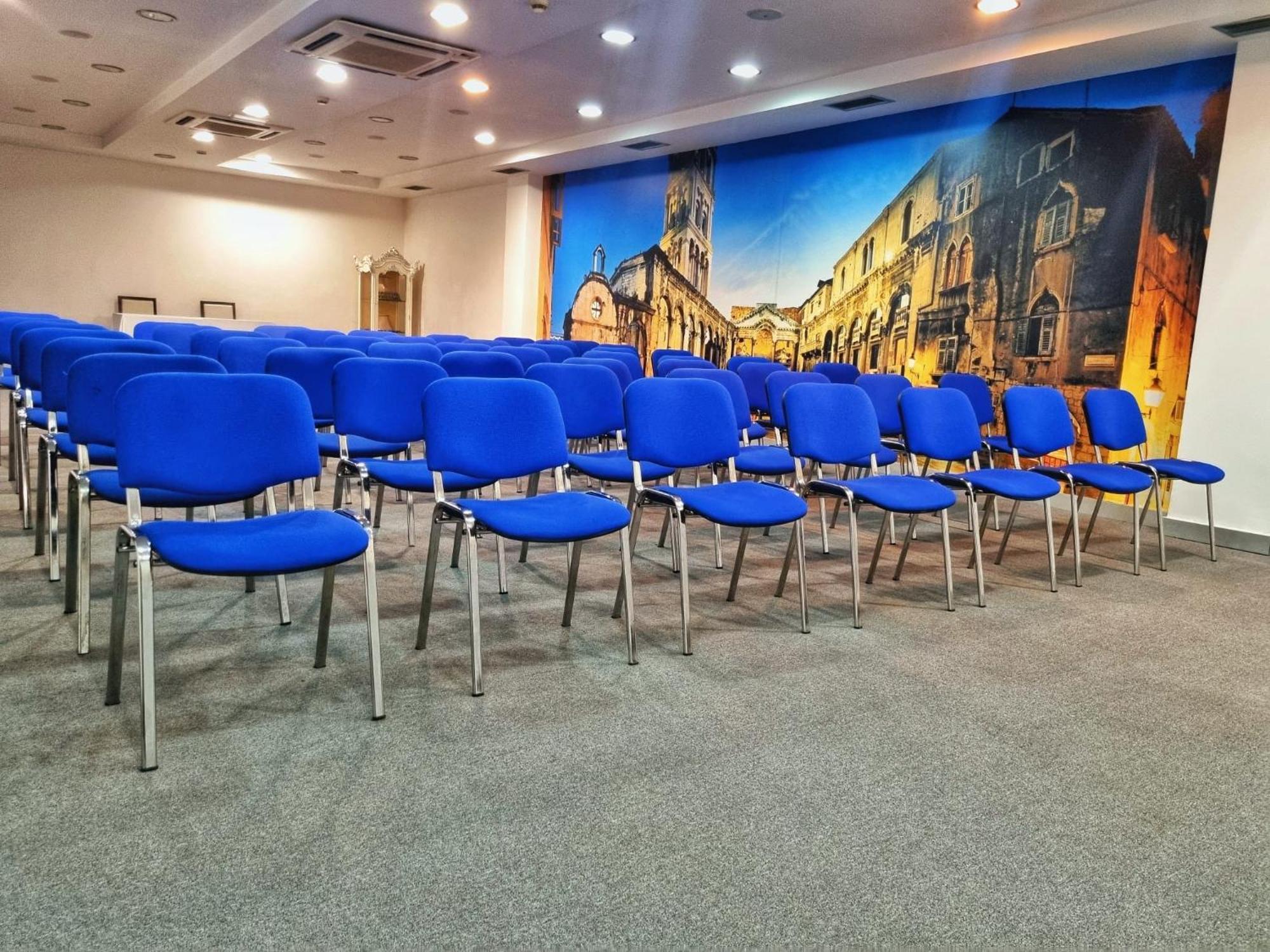 Hotel Jona Podstrana Luaran gambar