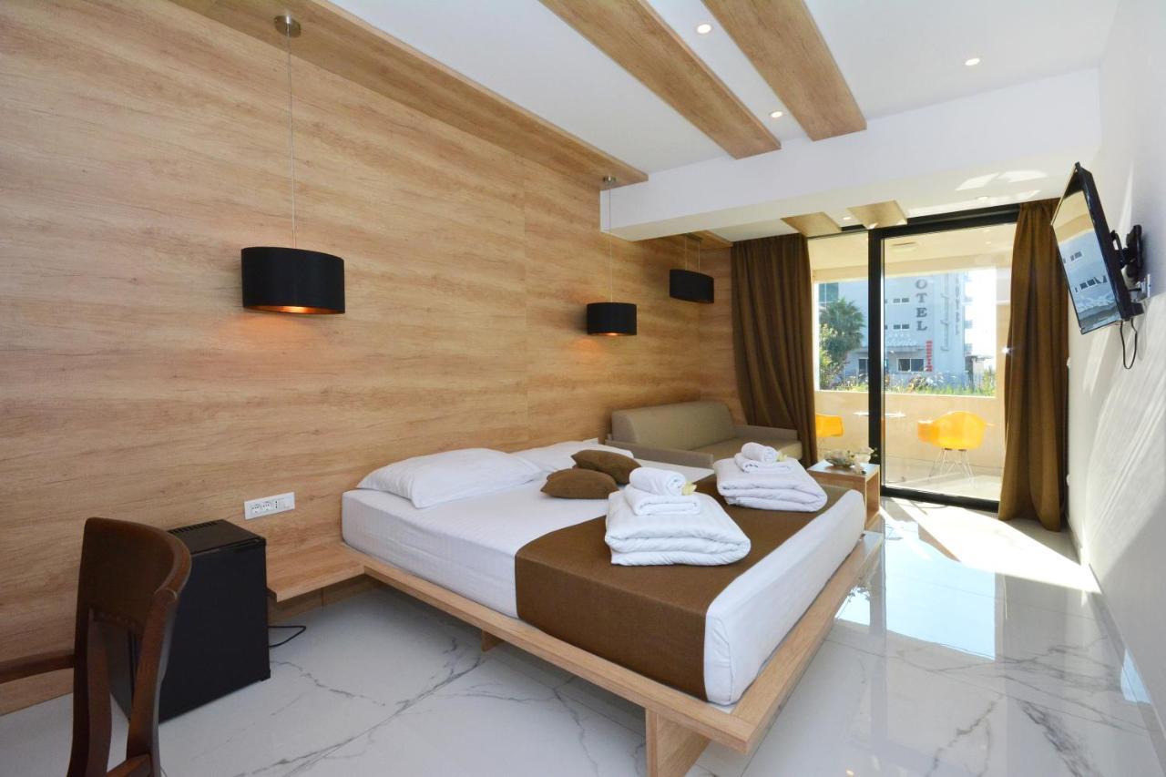 Hotel Jona Podstrana Luaran gambar